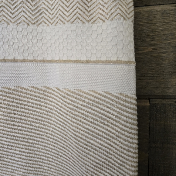 Etcetera Knit Sleeveless Sweater Top - White & Gold - Size Small - Picture 5 of 8